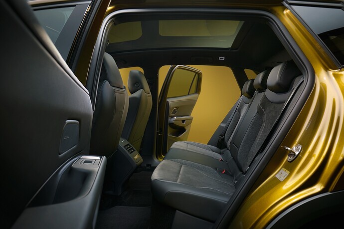 15_VW_ID4_Style_Sitze_hinten