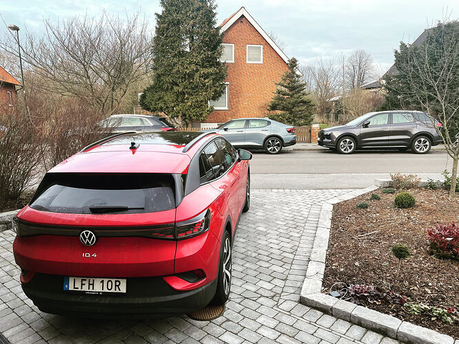 25414192-D510-4C0C-8E7D-24933A0AB2B8