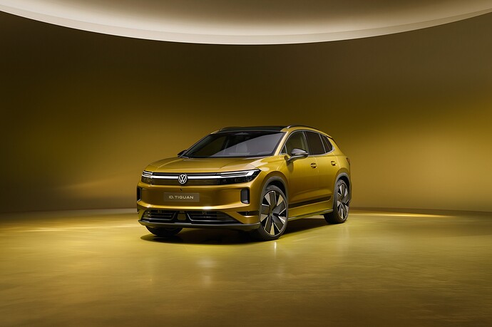 01_VW_ID4_Style_3_4_Front_FS