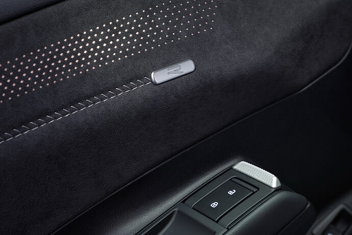08_VW_ID4_R_Line_Detail_Türkonsole